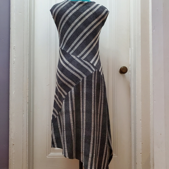 GAP Grey and White Striped Knit Dress - Picture 5 of 7